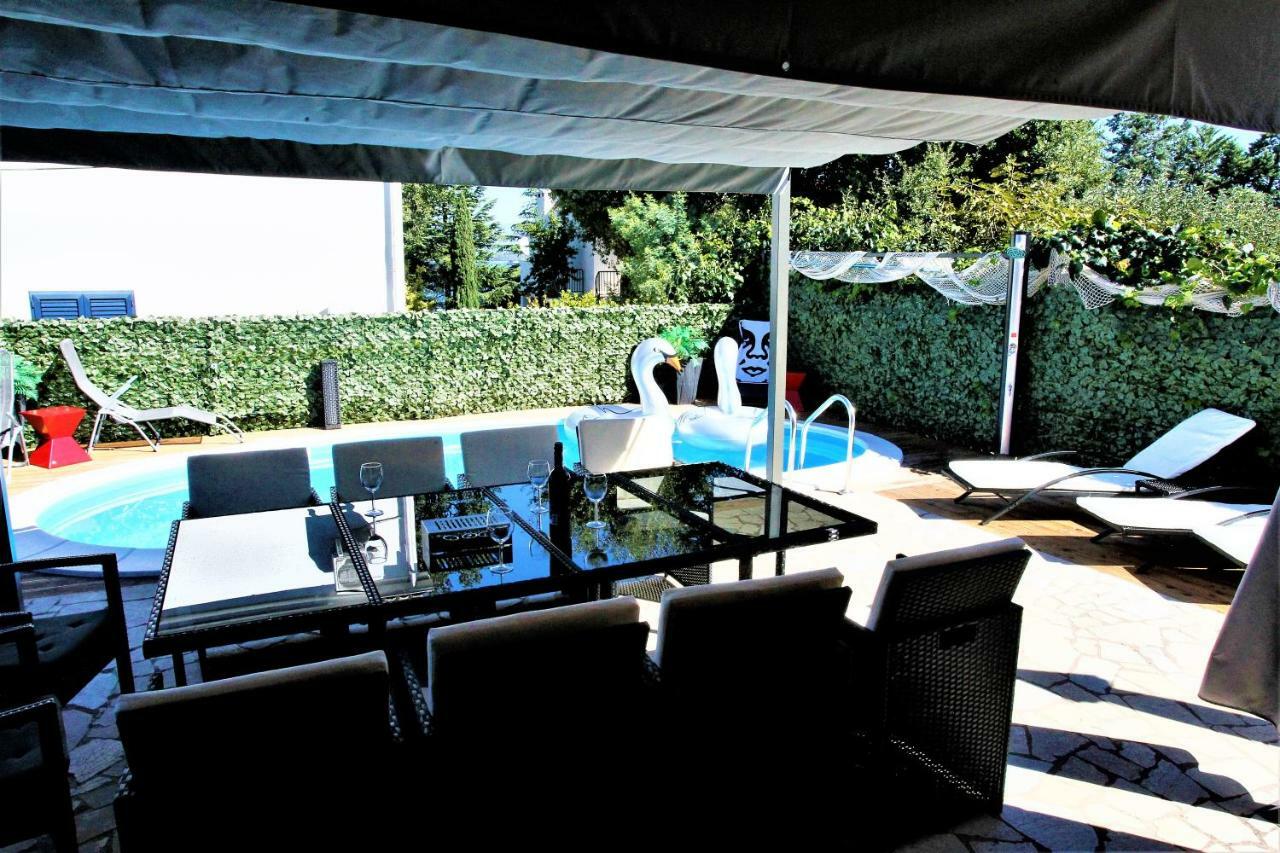 Villa Summer Dream With Heated Pool, Sauna And Jacuzzi Malinska Exterior foto