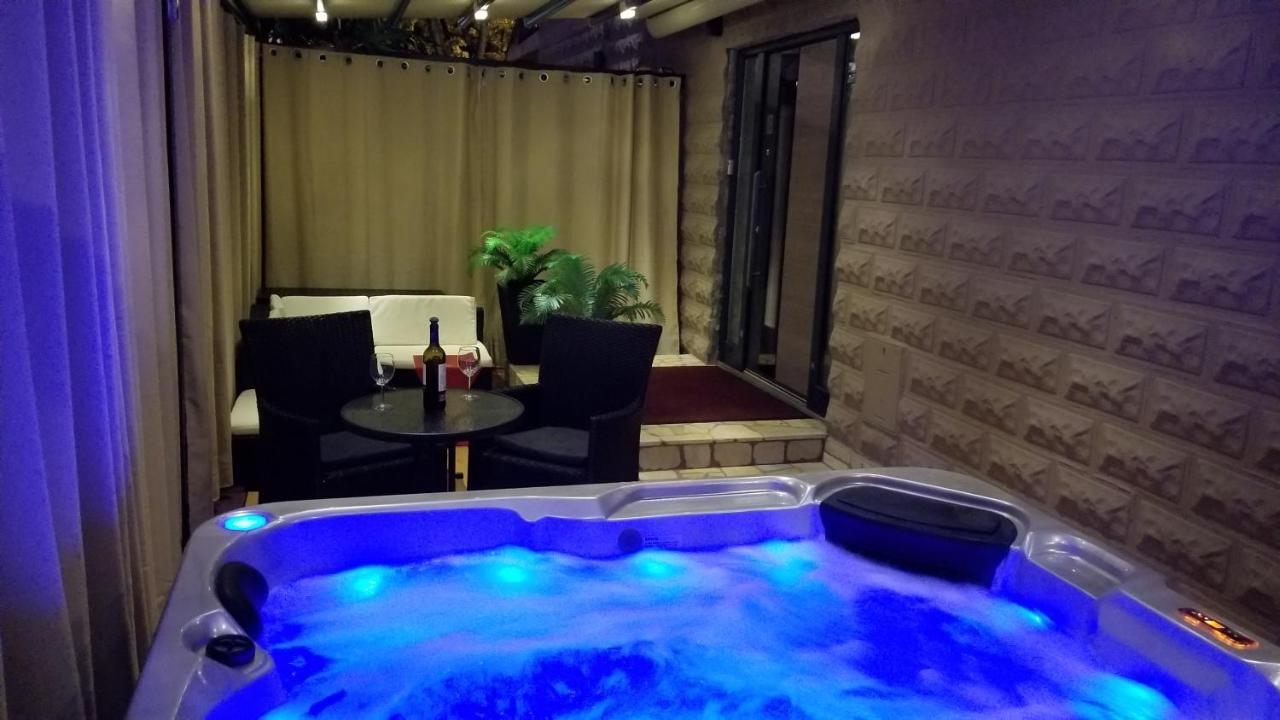 Villa Summer Dream With Heated Pool, Sauna And Jacuzzi Malinska Exterior foto